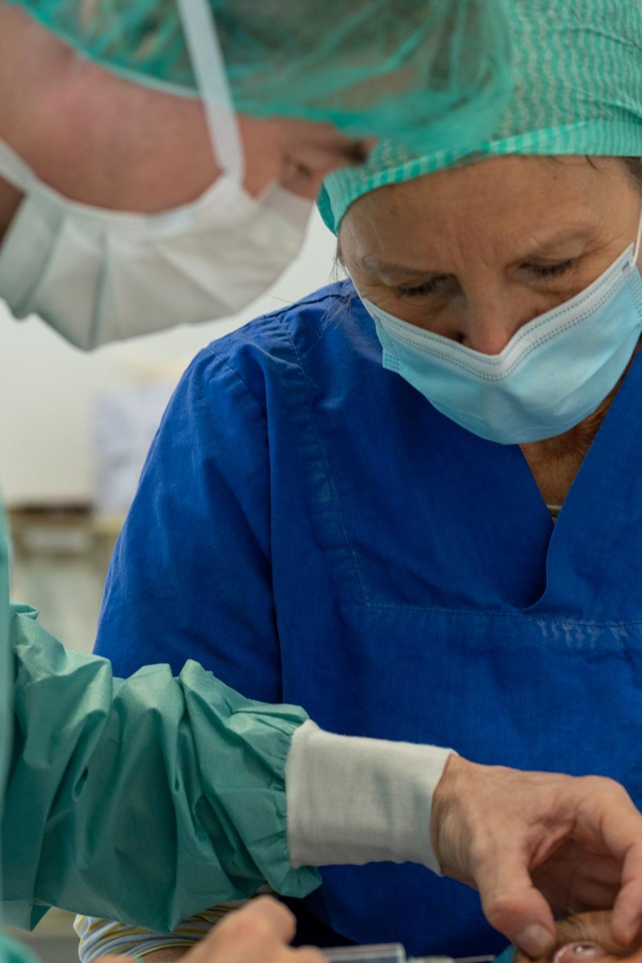 OP-Assistenz bei der Arbeit
